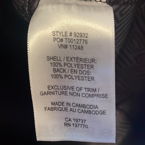 ELEVATE Fitness Softshell Jacket 🖤 - Picture 11 of 11